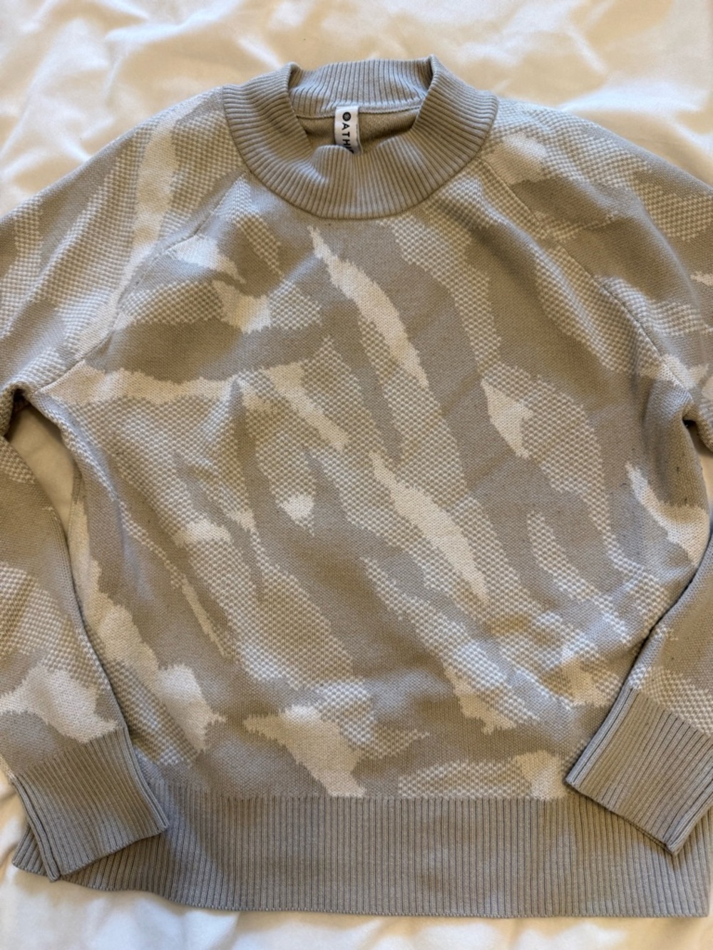 Neutral Patterned Merino Wool Knit Sweater - Beige/White